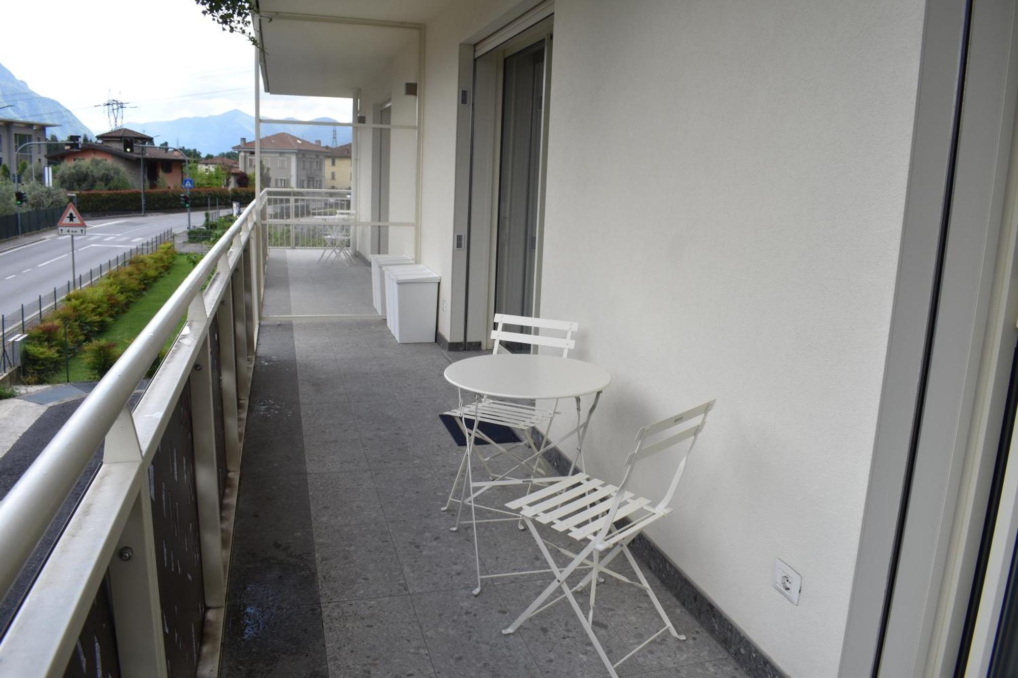Baia Delle Rose Via Roma 111 Appartement Costa Volpino Buitenkant foto