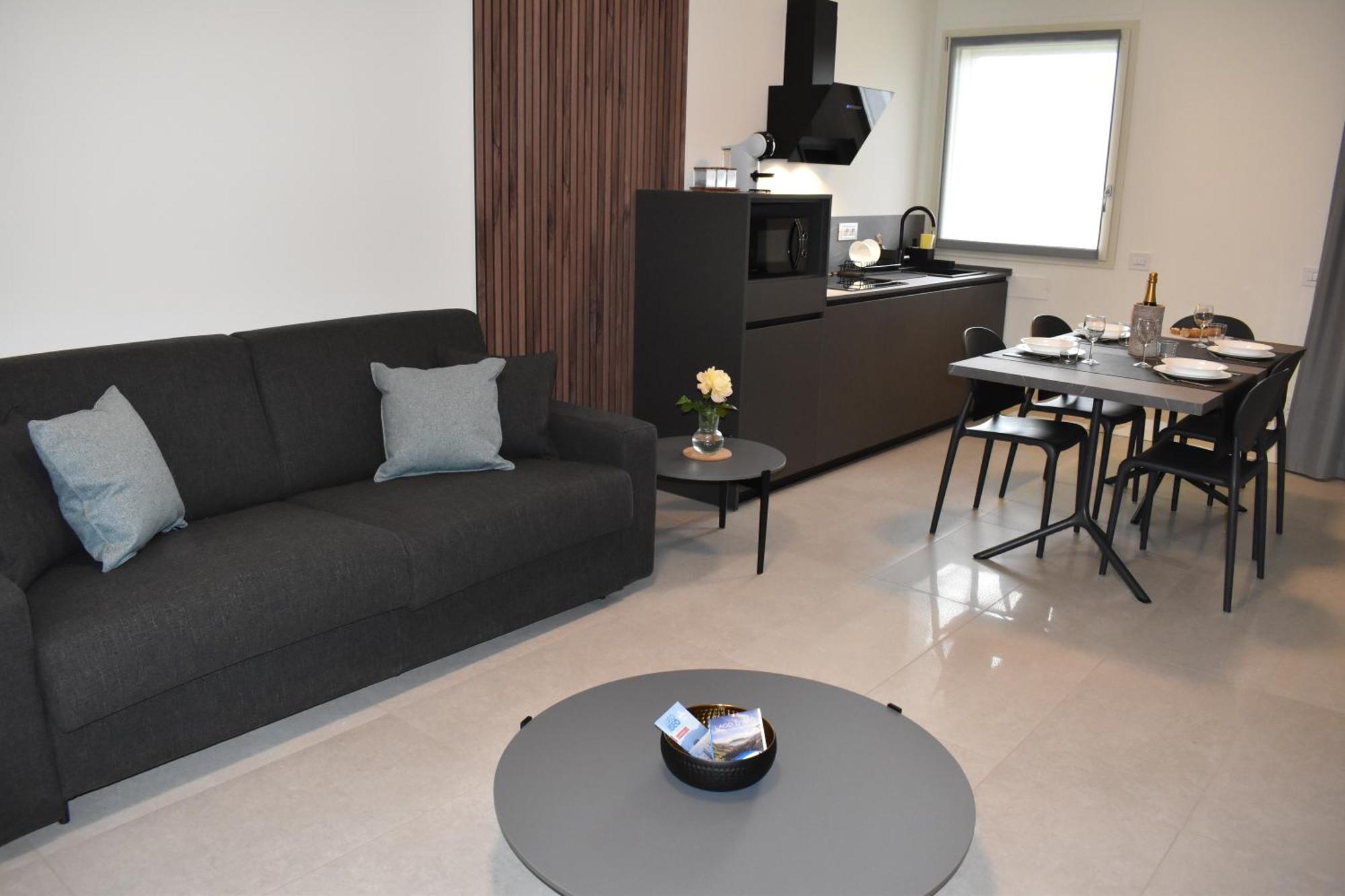 Baia Delle Rose Via Roma 111 Appartement Costa Volpino Buitenkant foto