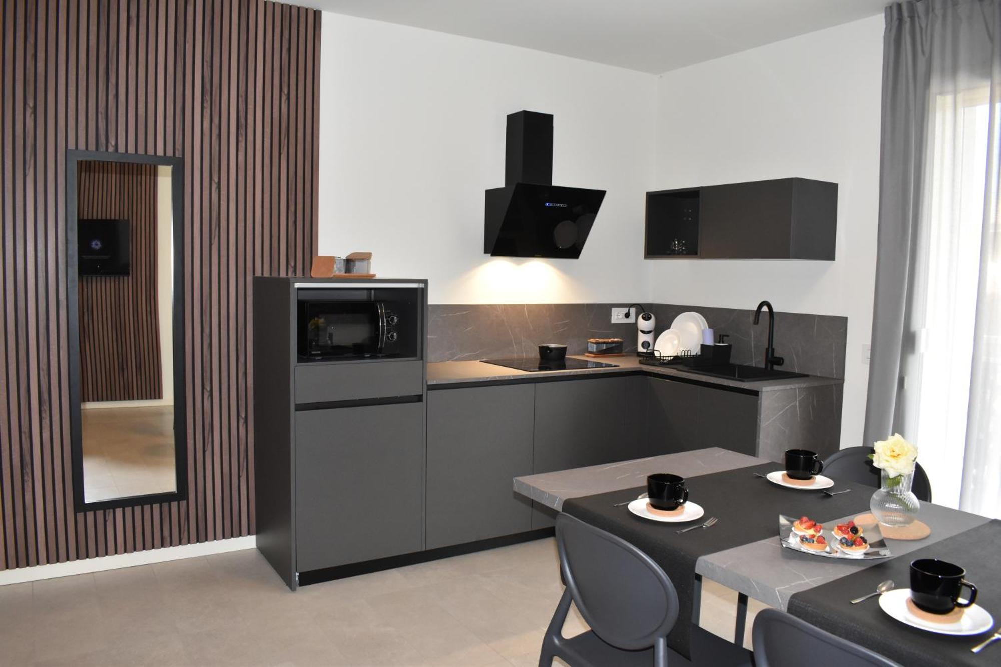 Baia Delle Rose Via Roma 111 Appartement Costa Volpino Buitenkant foto